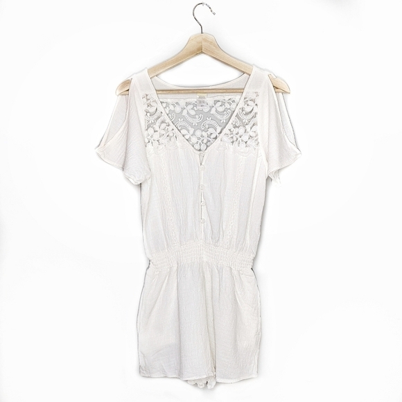 L*SPACE Meadow Romper Short Sleeve Lace V-Neck Jumpsuit White Button Size Small - Picture 3 of 15